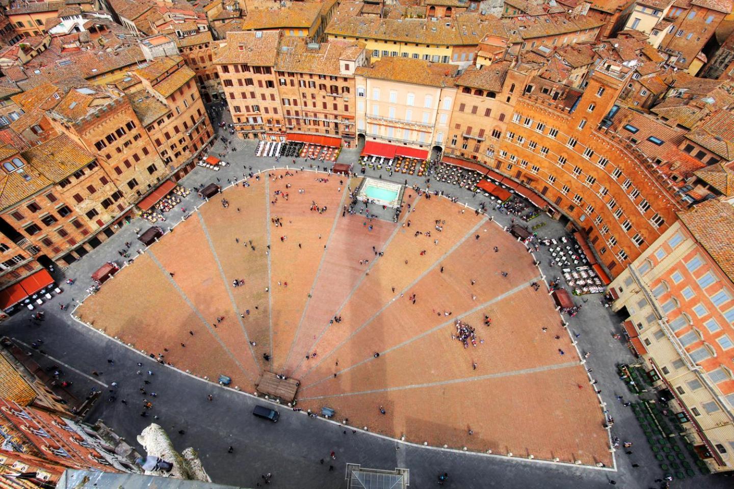 Stilnuovo Charming Apartment In Siena'S Historic Center, Very Close To Piazza Del Campo エクステリア 写真