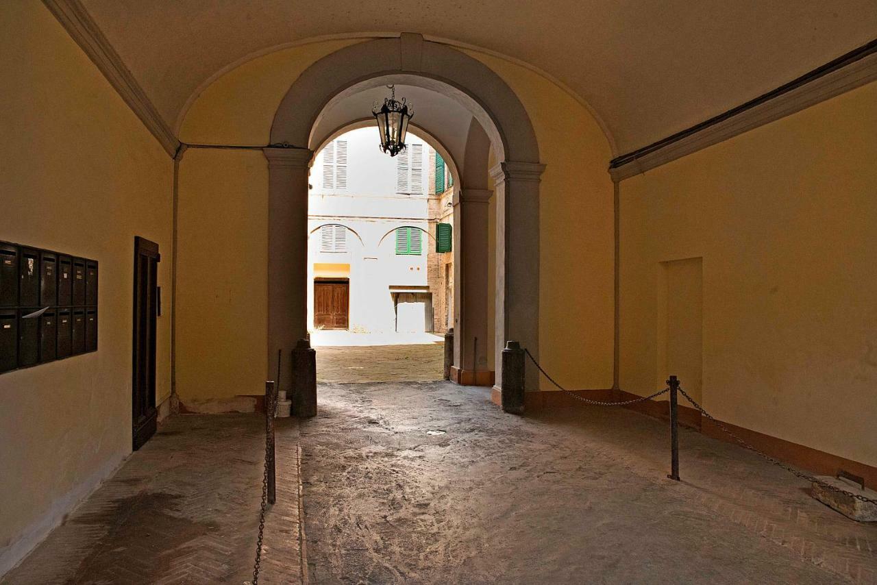 Stilnuovo Charming Apartment In Siena'S Historic Center, Very Close To Piazza Del Campo エクステリア 写真